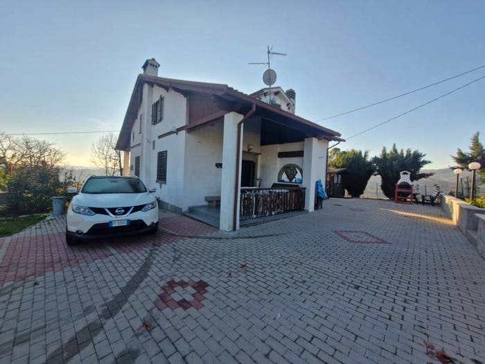 Casa con 6 locali in vendita in Via del Santuario, Madonna Di Puianello, Castelvetro di Modena