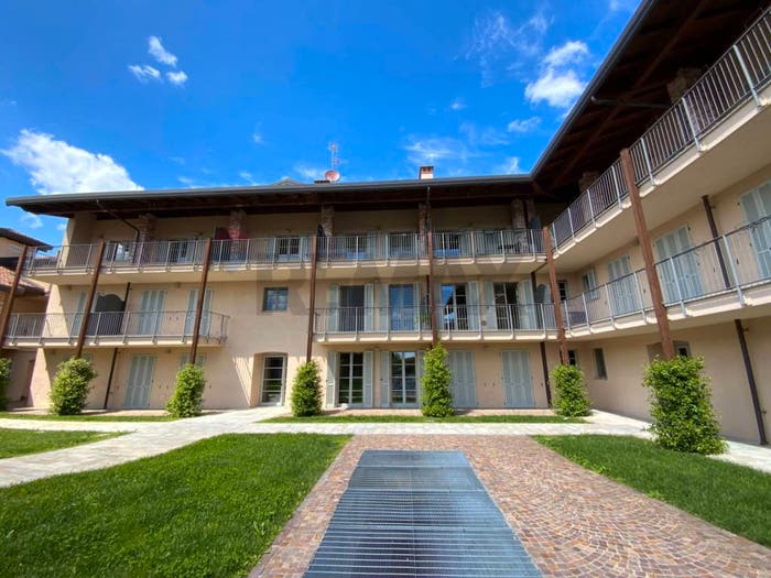 Appartamento bilocale in vendita in Via Sant'Isidoro, Centro, Bogogno