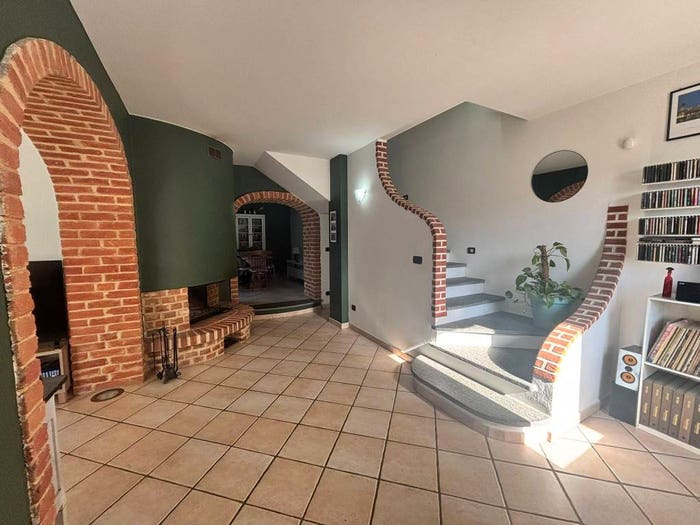 Casa con 6 locali in vendita in Frazione Quarto Superiore, Quarto Valenzani, Asti