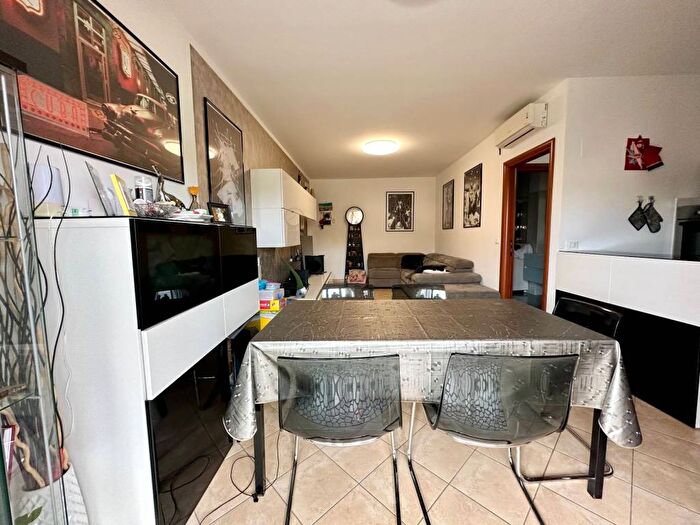 Appartamento trilocale in vendita in Via Nicola Pompizi, Centro, Mosciano Sant'Angelo