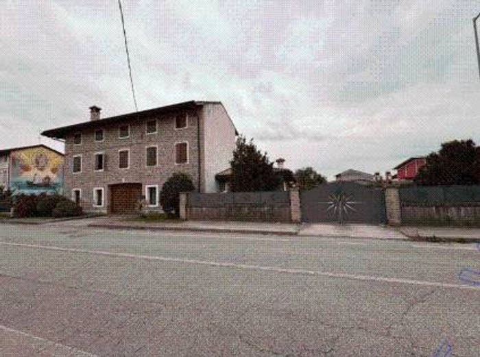 Casa con 6 locali in vendita in Via Villaorba, Beano, Codroipo