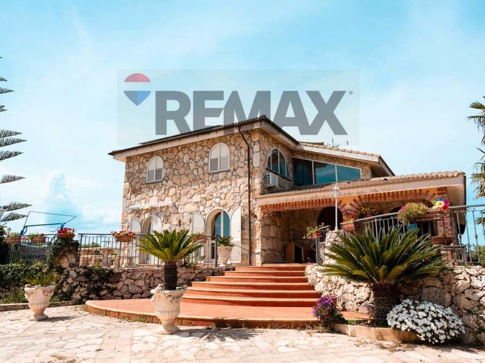 Casa con 6 locali in vendita in Contrada Trigona, Solarino