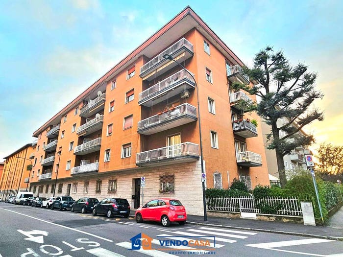 Appartamento trilocale in vendita in Via Sabotino, Via Veneto Borgo Trento, Brescia