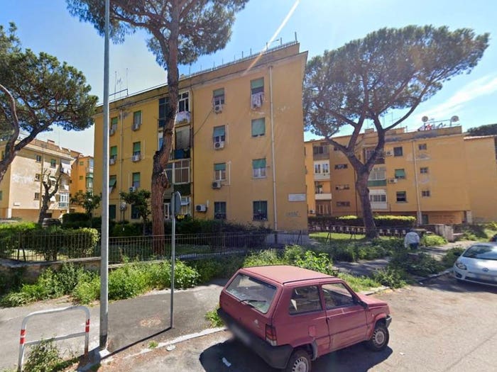 Appartamento trilocale in vendita in Via Cesare Maccari, Acilia, Roma