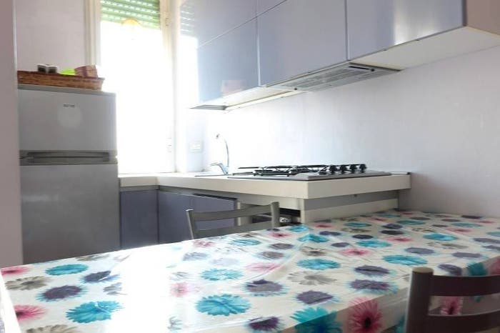 Appartamento bilocale in vendita in Via Marzo, Centro, Limbiate
