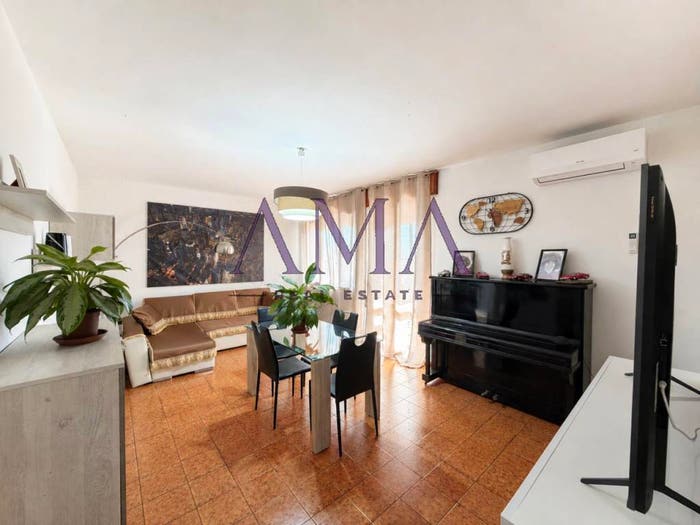 Appartamento quadrilocale in vendita in Via Valerio Flacco, Centro, Abano Terme