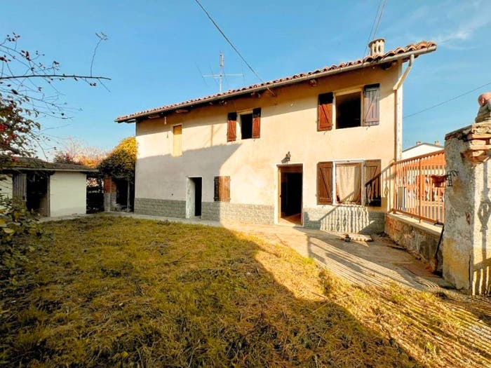 Casa trilocale in vendita in Frazione Carboneri, Carboneri, Montiglio Monferrato