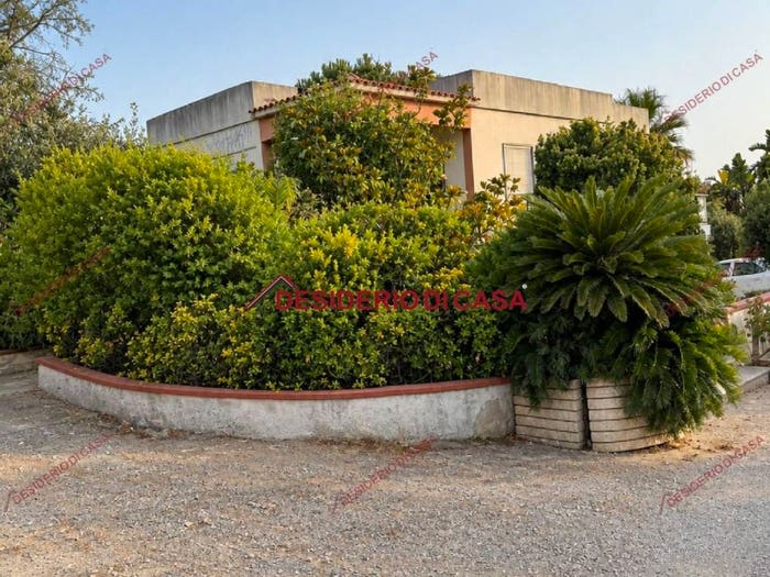 Casa quadrilocale in vendita in SP, Erice