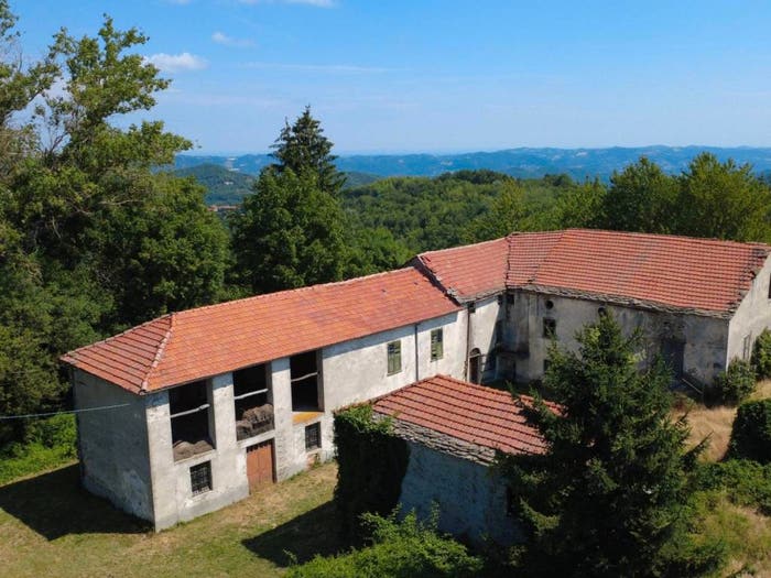 Casa con 6 locali in vendita in Regione Pistù Colombera, Roccaverano