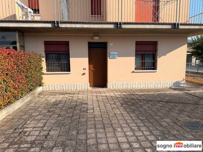 Appartamento trilocale in vendita in Via Pier Domenico Frattini, Centro, Legnago