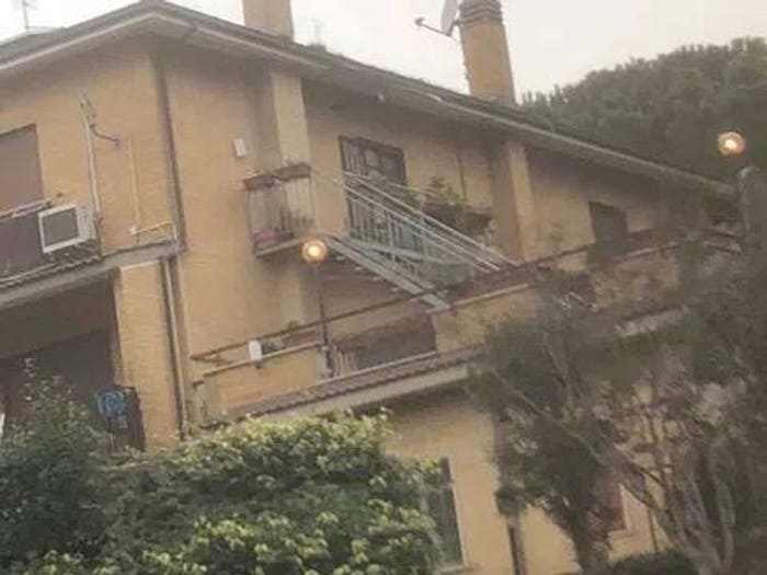 Appartamento con 6 locali in vendita in Viale Della Repubblica, Santa Maria delle Mole, Marino