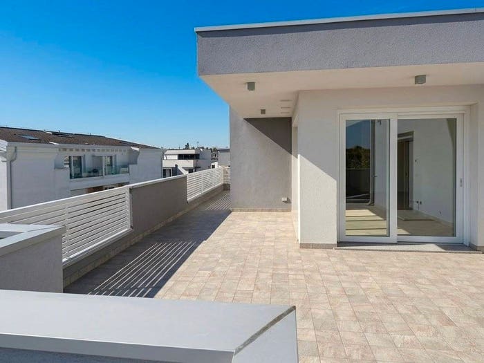 Casa quadrilocale in vendita in Viale Brenta, Sarmeola, Rubano