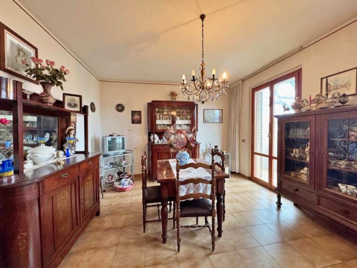 Casa quadrilocale in vendita in Via Zambonini, Centro, Montelabbate