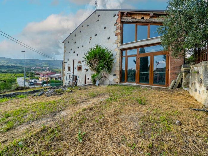 Casa con 5 locali in vendita in Via Dal Cero, Montecchia di Crosara