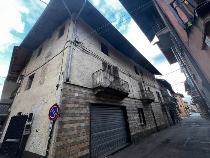 Appartamento con 6 locali in vendita in Via Bertetto, Centro, Nole