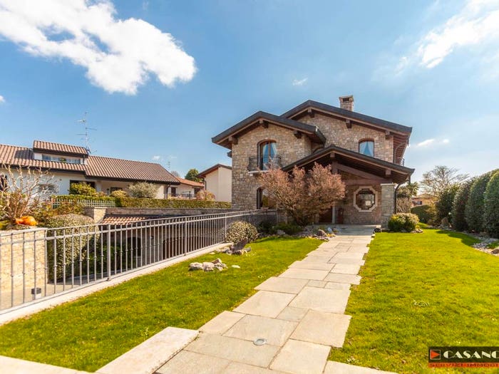 Casa con 5 locali in vendita in Via dei Canali, Olgiate Comasco