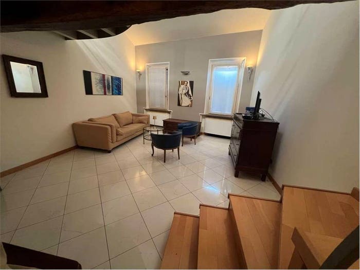 Appartamento con 5 locali in affitto in Via Taverna Ospedale, Piacenza