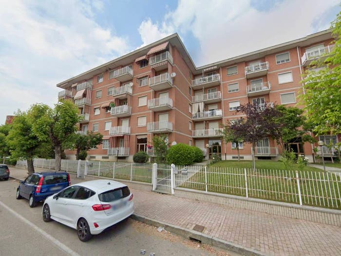 Appartamento trilocale in vendita in Via Novembre, Cambiano