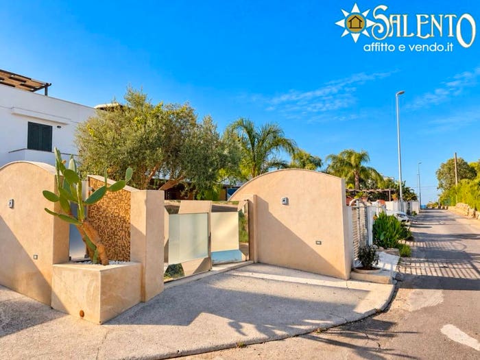 Casa quadrilocale in vendita in Via dei Mille, Torre San Giovanni, Ugento