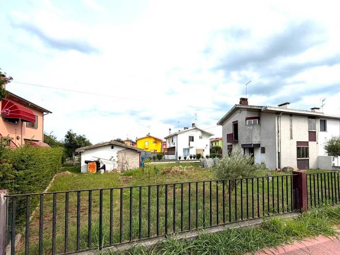 Casa con 6 locali in vendita in Viale Regina Margherita, Centro, Cavarzere