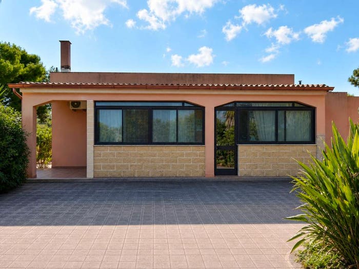 Casa con 6 locali in vendita in Via Vercelli, Mezzagrande, Lecce