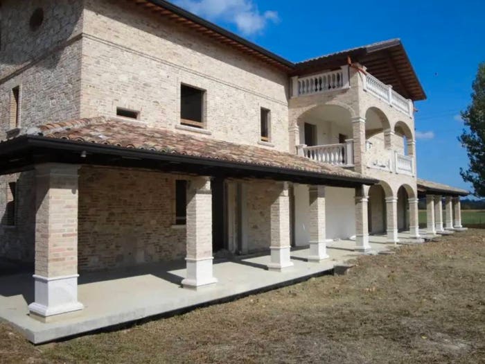 Case in Vendita e in Affitto - 2