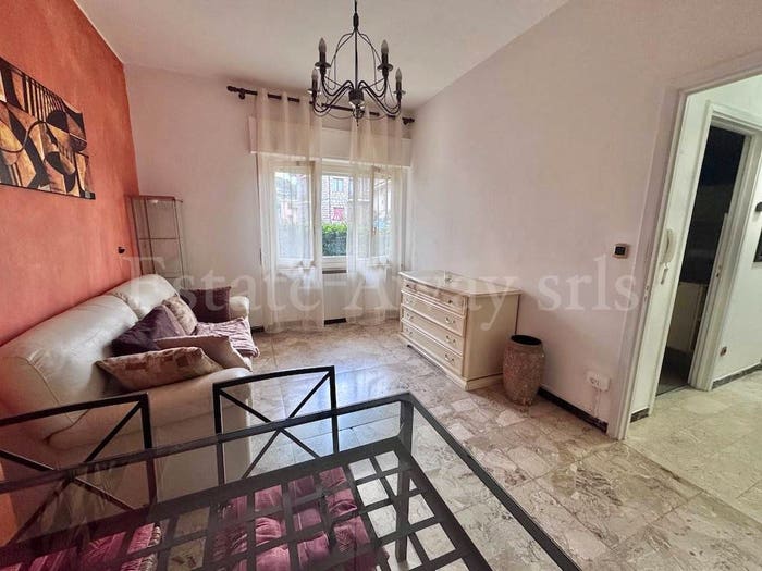 Appartamento bilocale in vendita in Via Piave, Centro, Bordighera