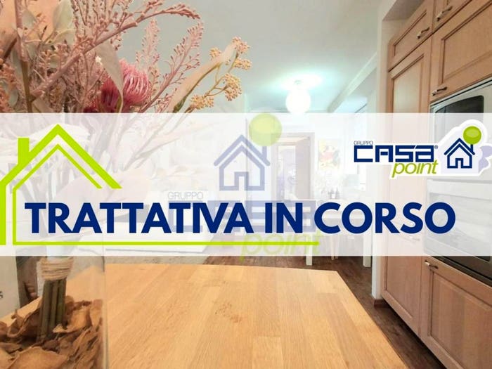 Appartamento trilocale in vendita in Via SS Naborre e Felice, Centro, Lodi Vecchio