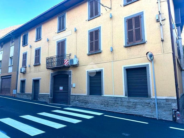 Casa in vendita in Via Umberto I, Centro, Darfo Boario Terme