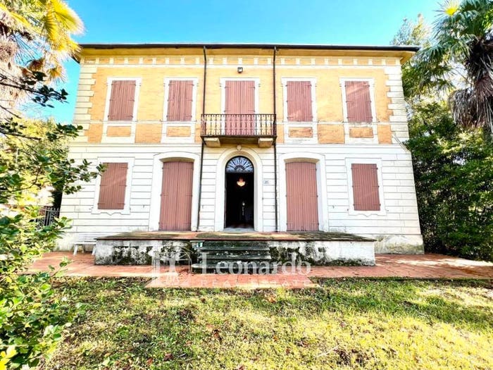 Casa con 6 locali in vendita in via dei gori, Camaiore Paese, Camaiore