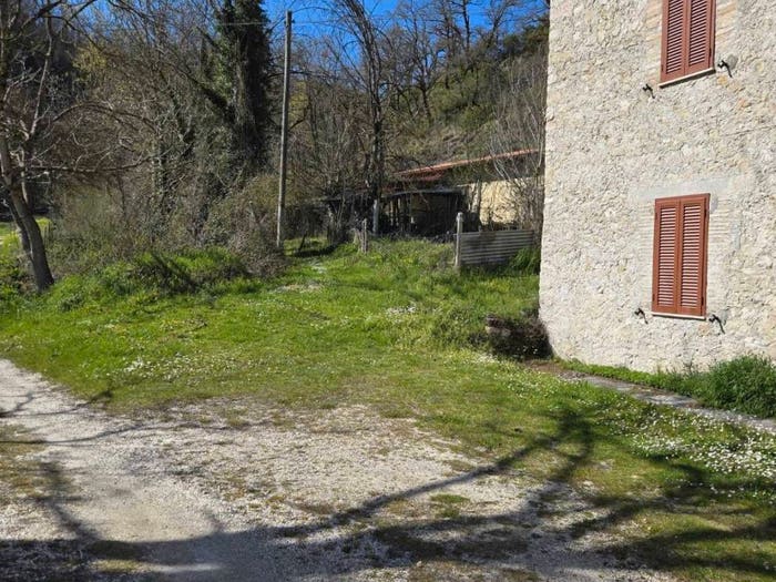 Appartamento trilocale in vendita in Località Ponte Sargano, Cerreto di Spoleto