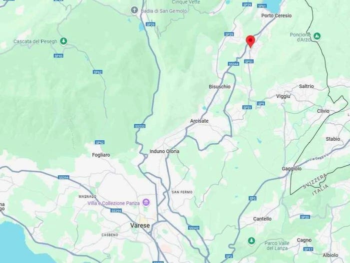 Appartamento quadrilocale in vendita in Via G Marconi Besano VA, Centro, Marnate