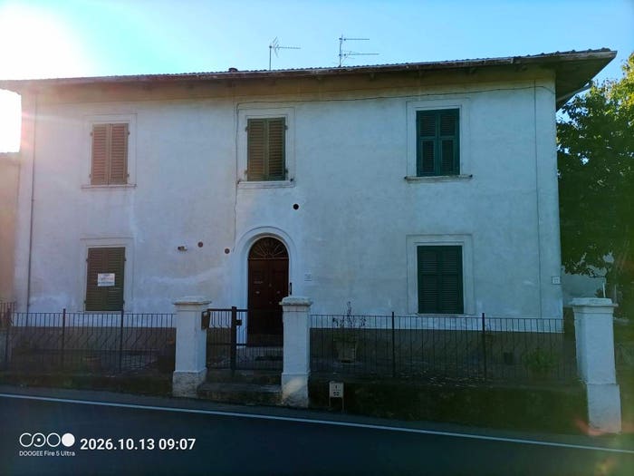 Casa con 6 locali in vendita in Strada Regionale di Val d'Arno, Ponticino, Laterina Pergine Valdarno