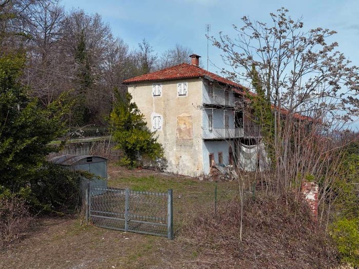 Casa con 6 locali in vendita in Strada Robè Giusta, Gandolfi Sciolli, Mondovì