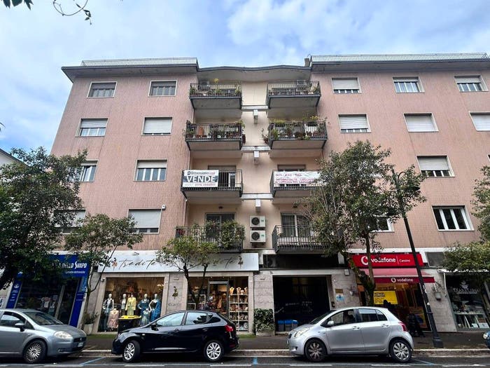 Appartamento con 5 locali in vendita in Viale Dante, Centro, Cassino