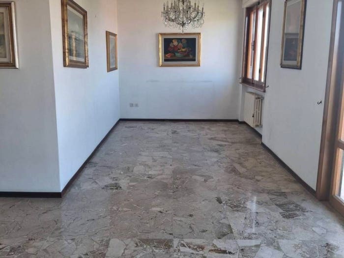 Appartamento con 6 locali in vendita in Via Giovanni Amendola, Cecina Centro, Cecina