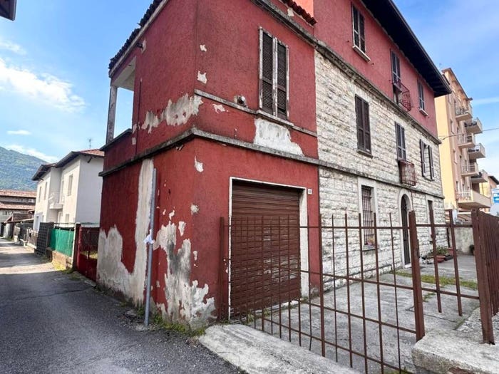 Casa trilocale in vendita in Centro, Nave