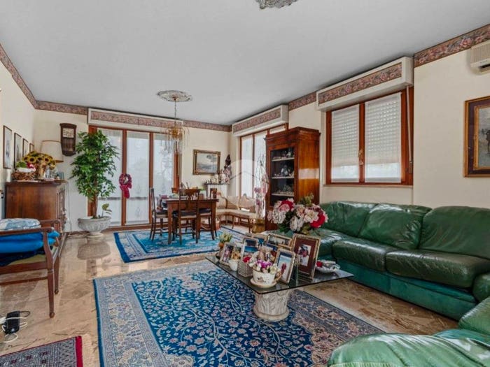 Casa quadrilocale in vendita in Via Nicola Romeo, Gratosoglio, Milano