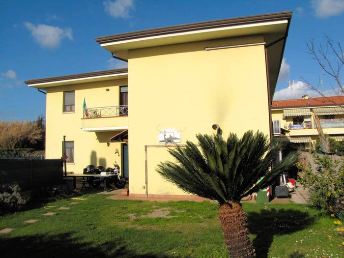 Casa con 5 locali in vendita in Via Marina Vecchia, Centro, Massa