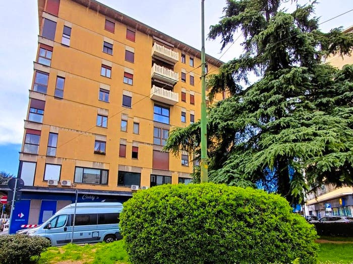 Appartamento quadrilocale in vendita in Via Giambattista Bodoni, Certosa, Milano