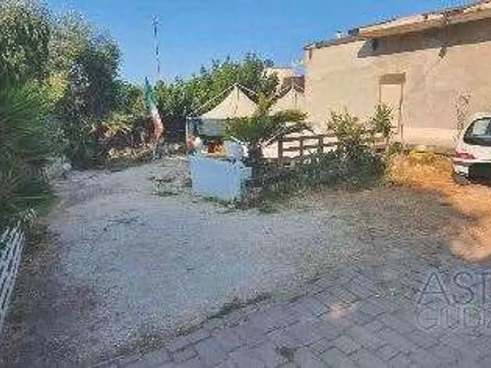 Casa con 6 locali in vendita in Via Flaminia, Palombina Nuova, Ancona