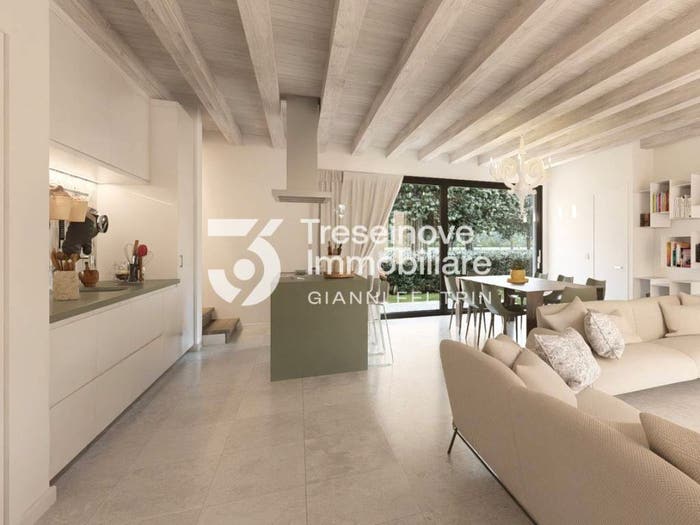 Casa quadrilocale in vendita in Via Fratelli Bandiera, Ponzano, Ponzano Veneto
