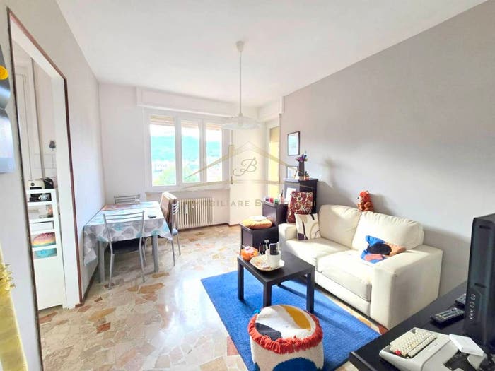 Appartamento bilocale in vendita in Via Montrigone, Centro, Borgosesia