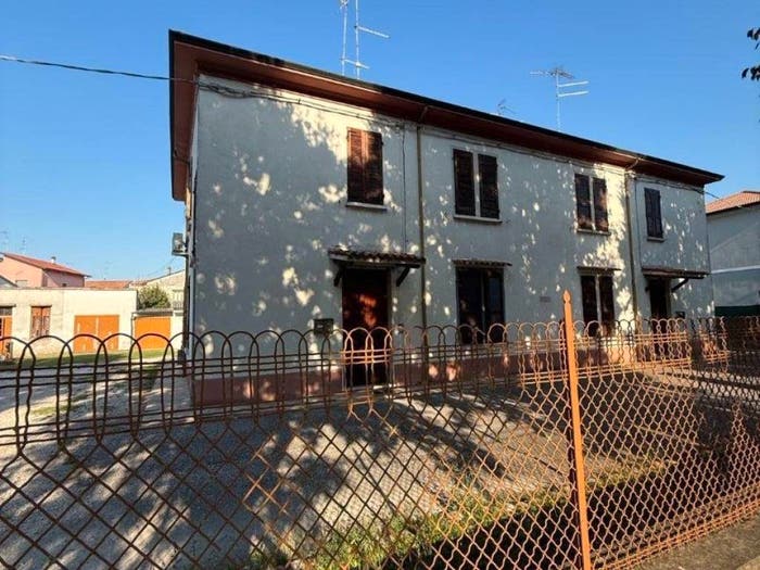 Appartamento trilocale in vendita in Revere, Borgo Mantovano