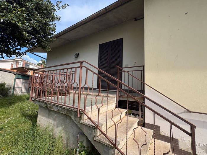 Casa con 5 locali in vendita in Via Colombaia, Centro, Barga