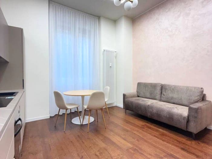 Appartamento bilocale in vendita in Via Giulio e Corrado Venini, Centrale, Milano