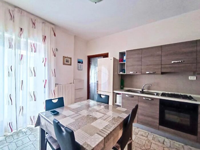 Appartamento quadrilocale in vendita in Via Pompeo Sarnelli, Manfredonia