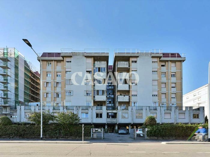 Appartamento con 5 locali in vendita in Via Massa, Argingrosso, Firenze