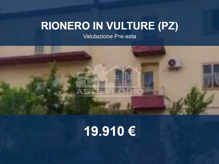 Appartamento con 5 locali in vendita in Via Caserta, Rionero in Vulture