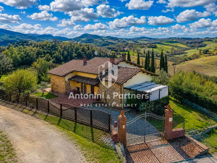 Casa con 6 locali in vendita in Località Casalalta, Collazzone